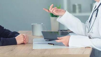 今日商業熱點聚焦 劉強東飯局爆料、Realme進軍中國市場與京東新增票務代理